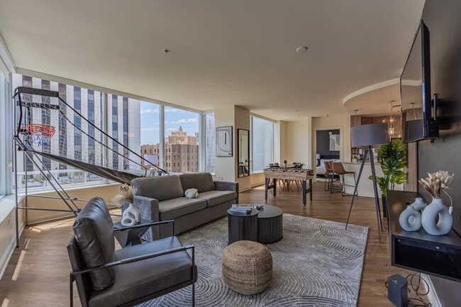 Photo - 44 W Monroe St Apartment Unit ID1263185P
