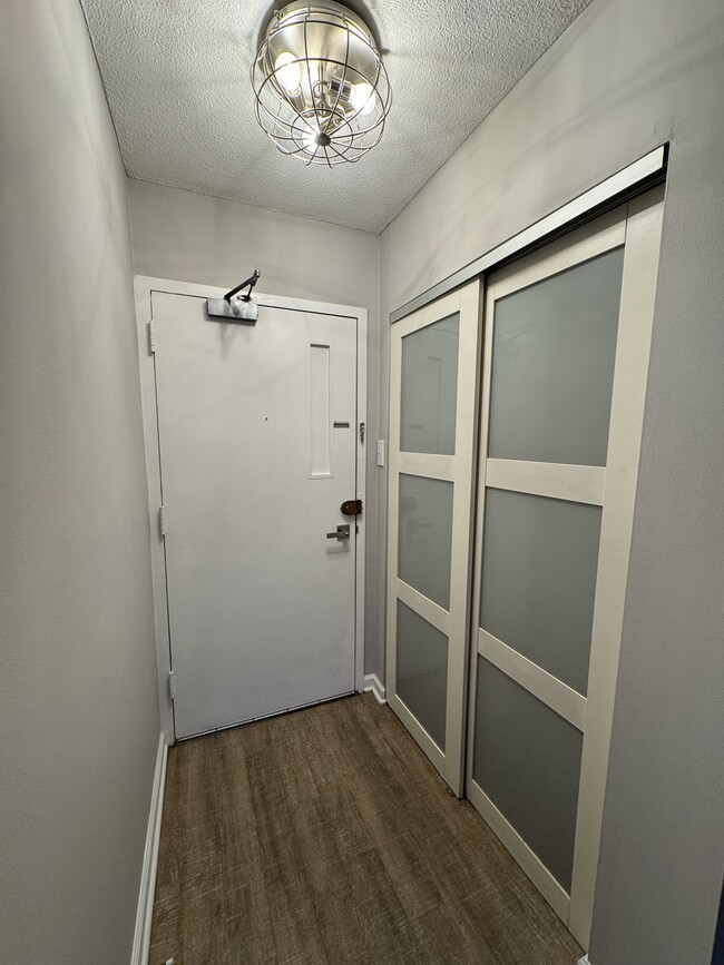 Photo - 2201 L St NW Unidad 112