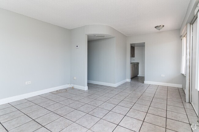 Building Photo - 999 W. Prospect Road Rental