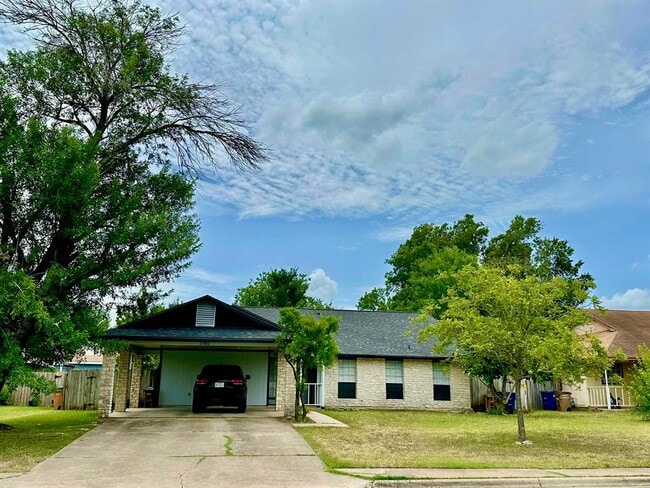 Building Photo - 3701 Leafield Dr Rental