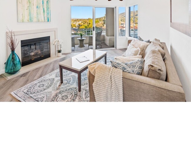 Building Photo - Great lake San Marcos Rental