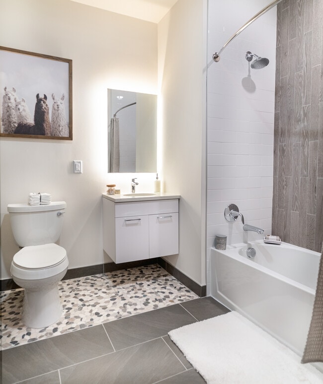 22 Sussex St - Best Location Downtown