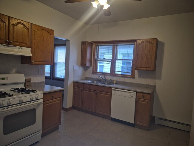 Photo - 105 3rd St Apartments Unit 105 Third