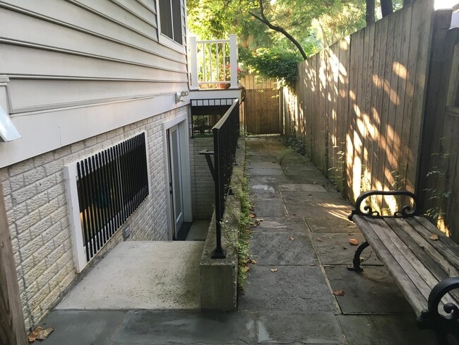 Photo - 5305 Sherrill Ave Unit B