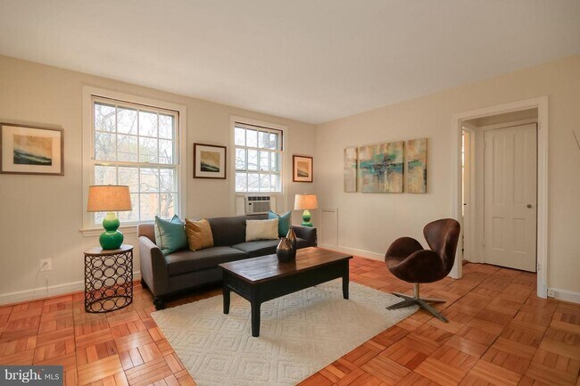 Photo - Cleveland Park ** One Bedroom, One Bath