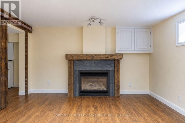 Photo - 162 Mountainview Rd S