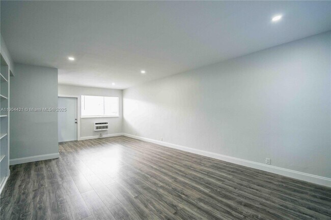 Photo - 6871 Abbott Ave Unit 2