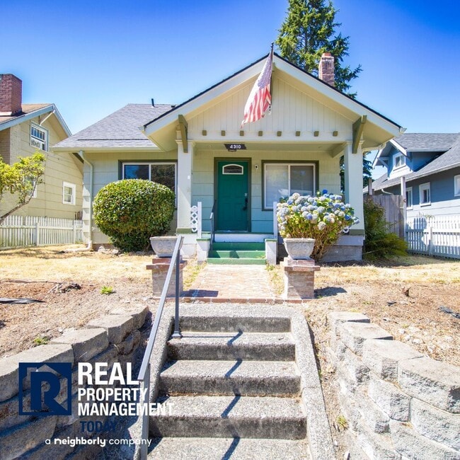 Sweet 3 bedroom and 2 bath + 3 car garage ... - Sweet 3 bedroom and 2 bath + 3 car garage ... House