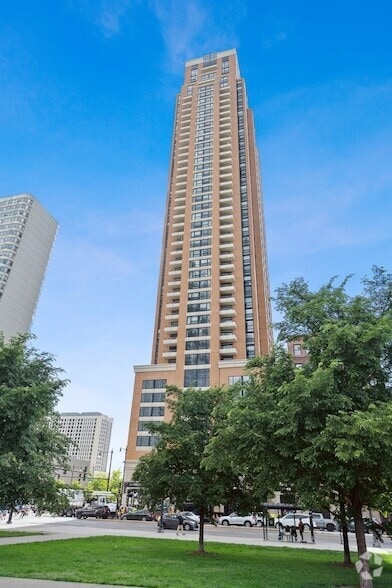 Building Photo - 1160 S Michigan Ave Unit 2204 Rental