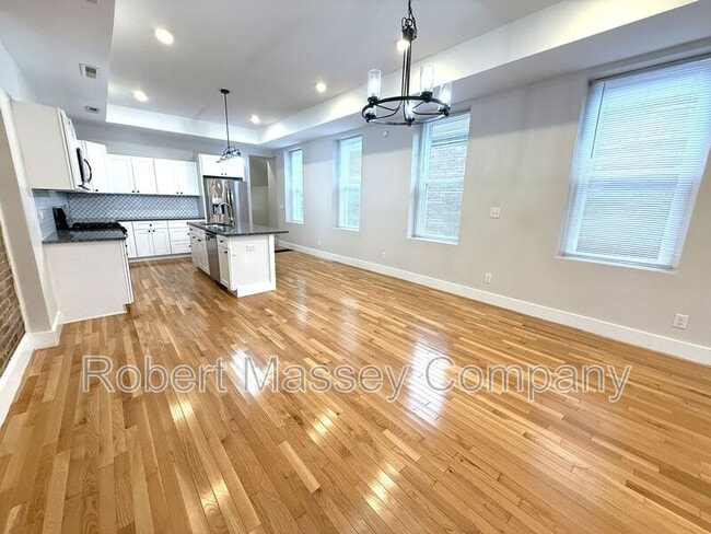 Photo - 1435 Mellwood Ave