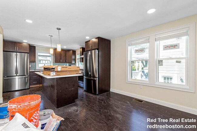 Photo - 70 Stanley Ave Unit 1