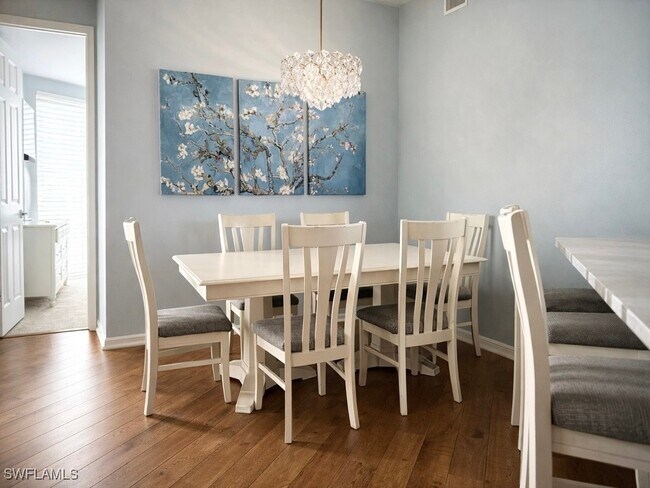 Photo - 1520 Clermont Dr Unit H202