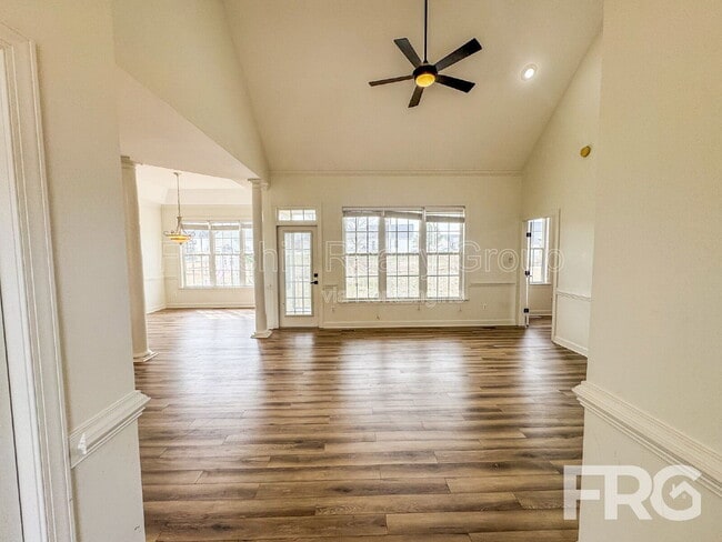 Photo - 115 Remount Rd