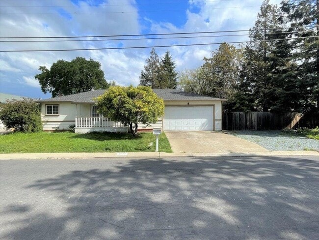 Concord! Beautiful fully remodeled 3 bedro... - Concord! Beautiful fully remodeled 3 bedro...