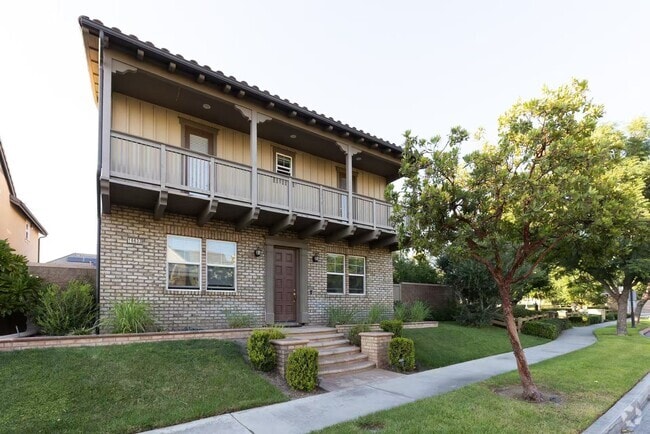 Building Photo - 16633 Sonora St Rental