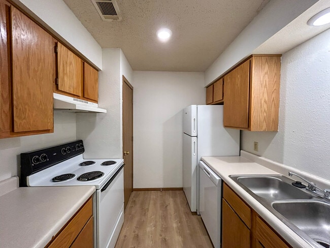 Forest Oaks Apartments
