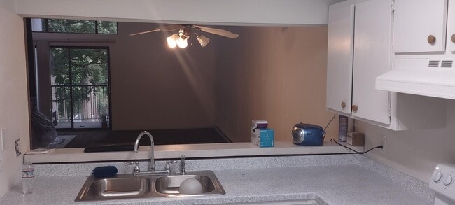 Building Photo - 6818 137th Ave NE Rental