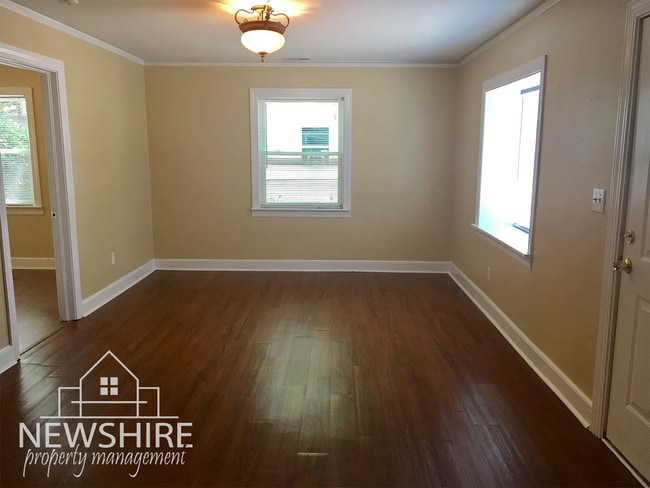 Photo - 24 Prancer Ave