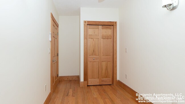 Photo - 48 Garden St Unit 4