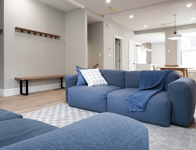 Photo - 97 Trenton St Unidad 1