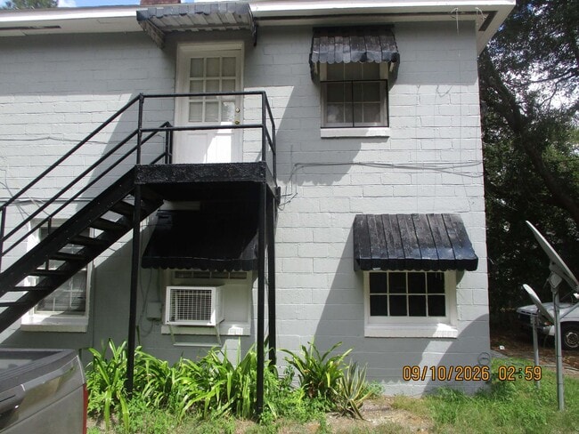Building Photo - 903-B Tift Ave.