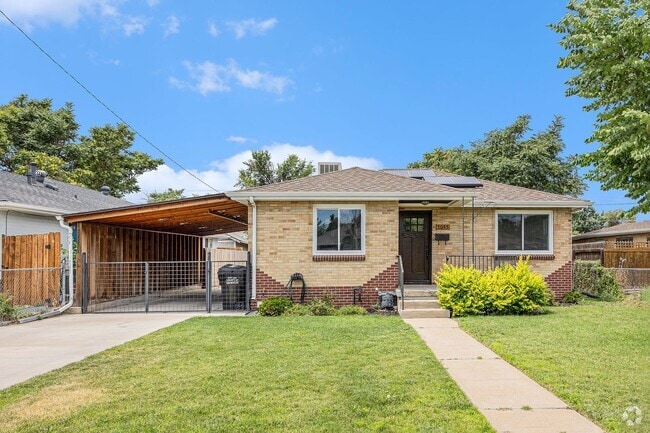 Building Photo - Newly Remodeled 4Bed/2Bath Denver Home