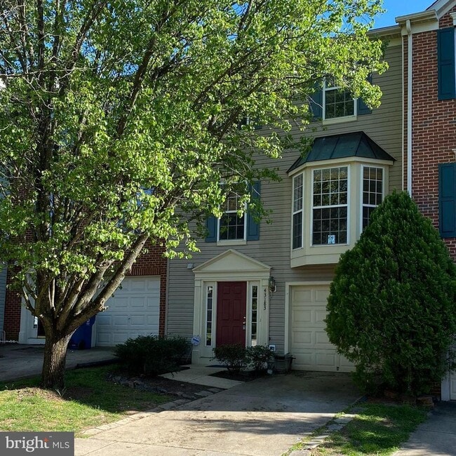 Photo - 43183 Katama Square Townhome