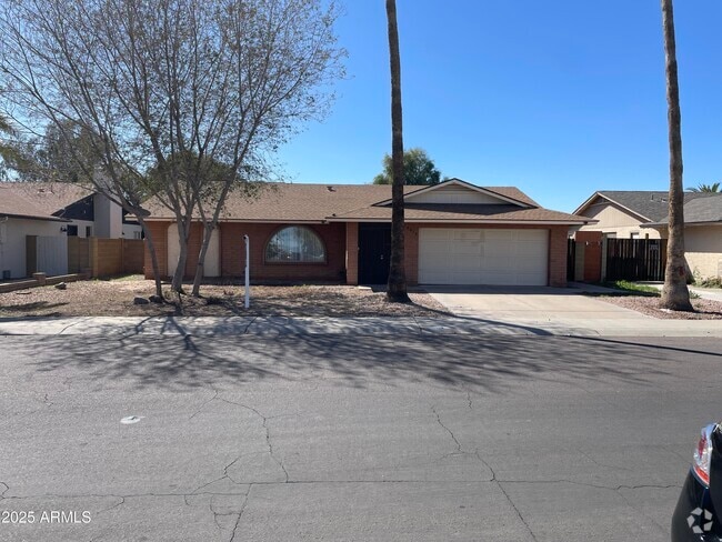 Building Photo - 10014 N 44th Dr Rental