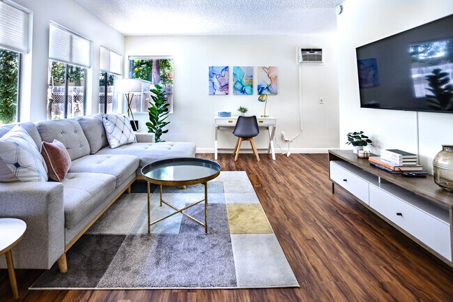 Living Room - 12354 Addison St