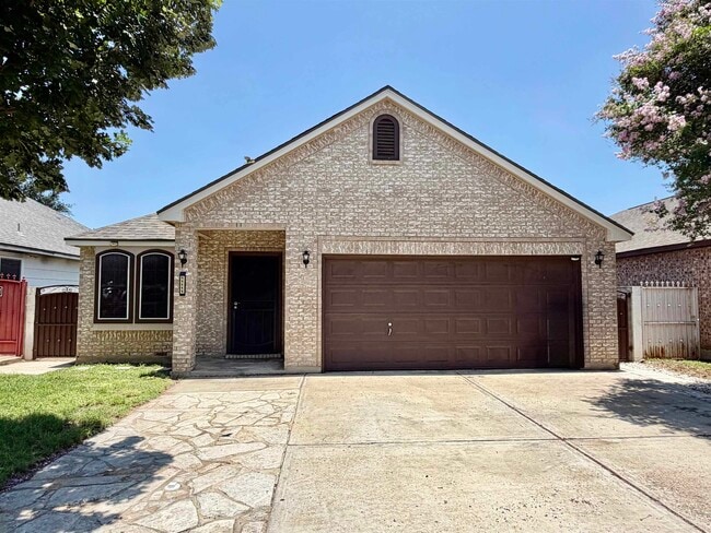 Photo - 11111 Revilla Dr