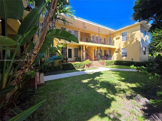 Photo - 8024 Harding Ave Unit 4