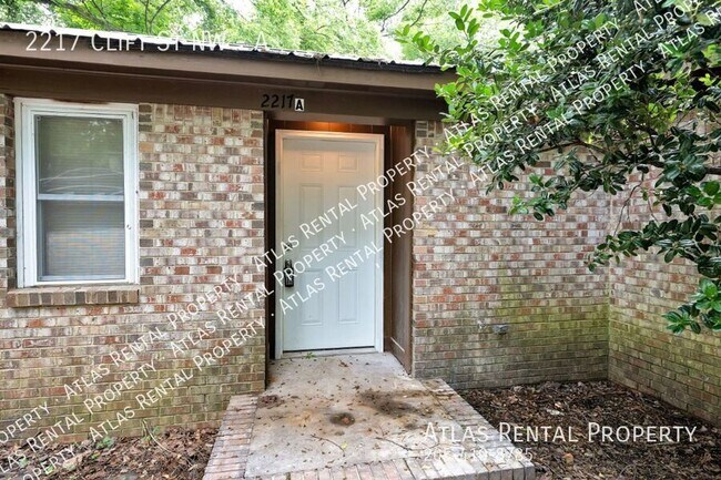 Photo - 2217 Clift St NW