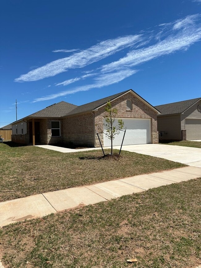 Building Photo - PRE-LEASING NOW — Beautiful 3-Bedroom | 2-Bath Home in Robertson’s Landing