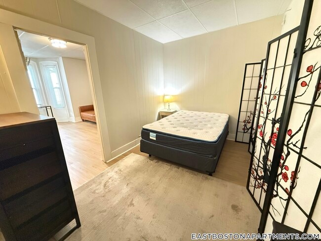Photo - 147 Lexington St Unit 2