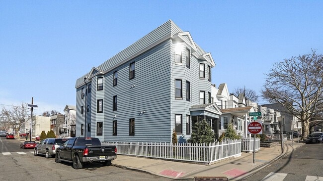 Photo - 38 Troy St Unit 1L