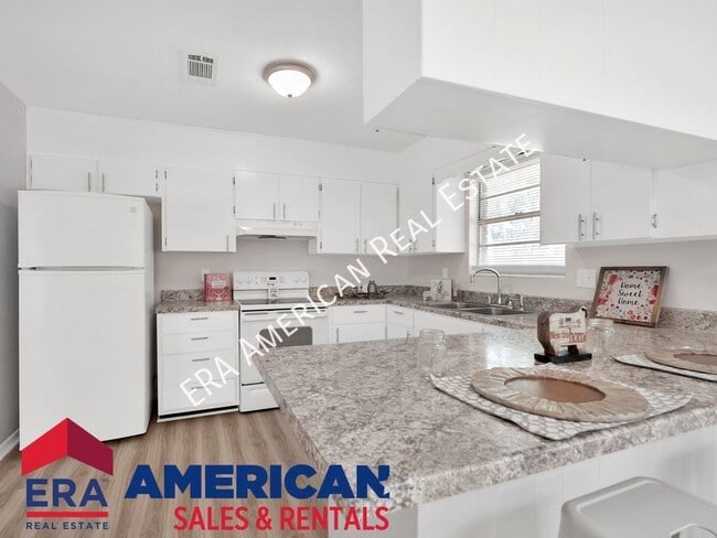 Building Photo - 131 Holmes Blvd NW