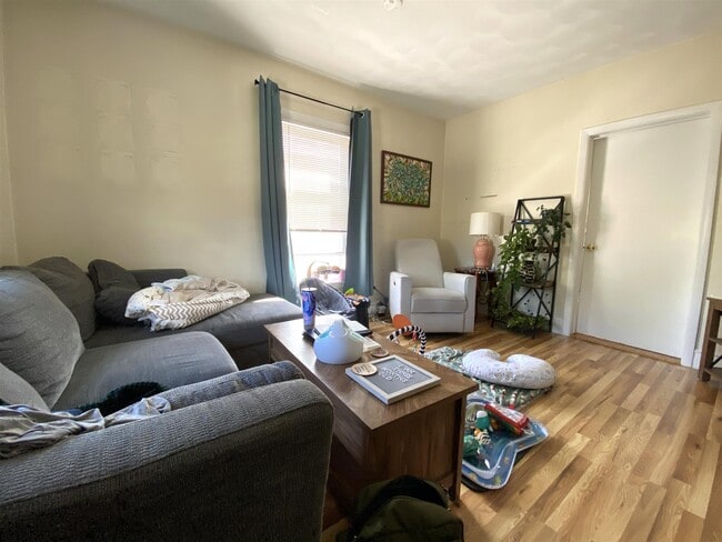 Photo - 58 Bishop Allen Dr Unit 3R