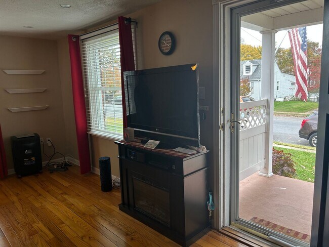 Photo - COMING SOON. 3-Bedroom House Located in No...