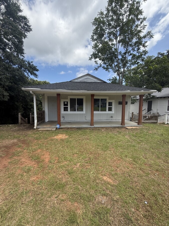 Photo - 356 Woolfolk St