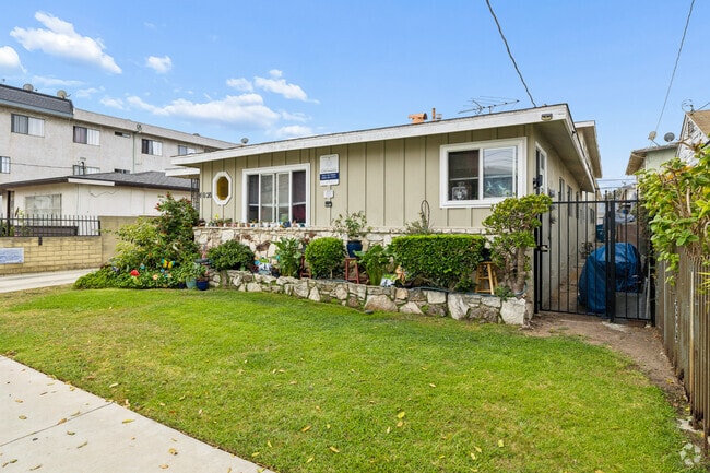 4028 W. 137th Street