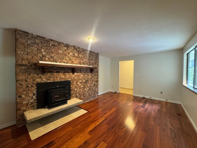 Photo - Tranquil 3 bedroom Rambler!!!