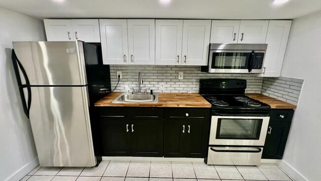 Building Photo - 48 SW 14th St