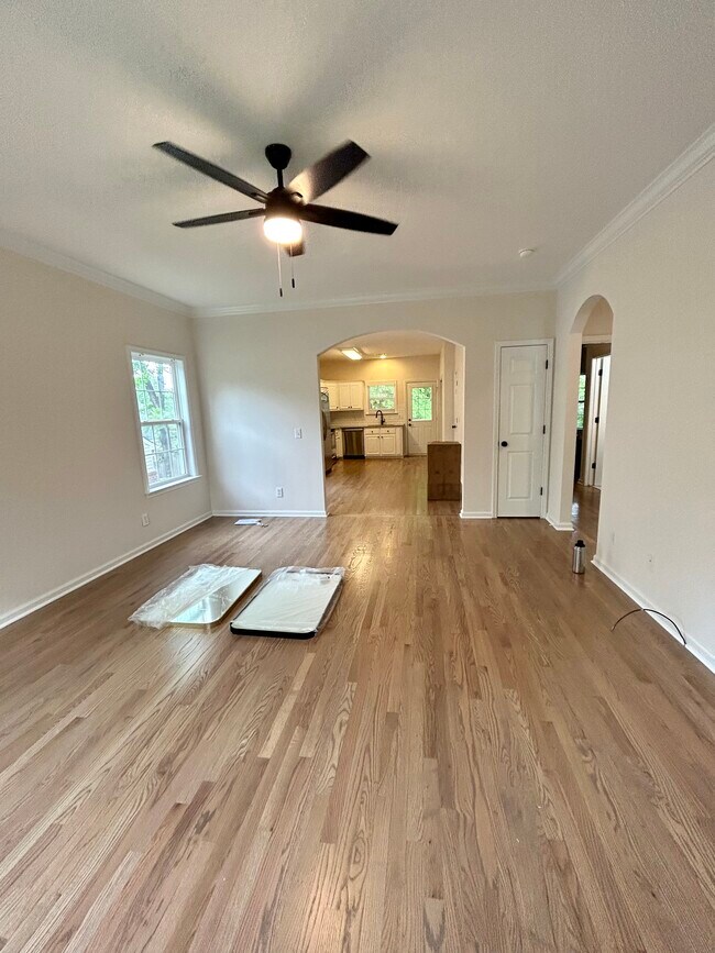 Photo - 1107 Cashmere Dr