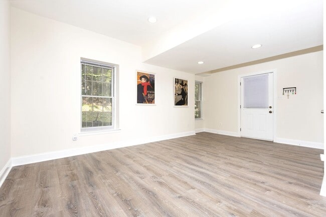 Photo - Beautiful and Spacious Lower Level Unit, Separate Entrance, Util. Included-Potomac, MD