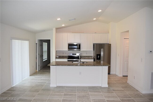 Photo - 1058 Marcus St