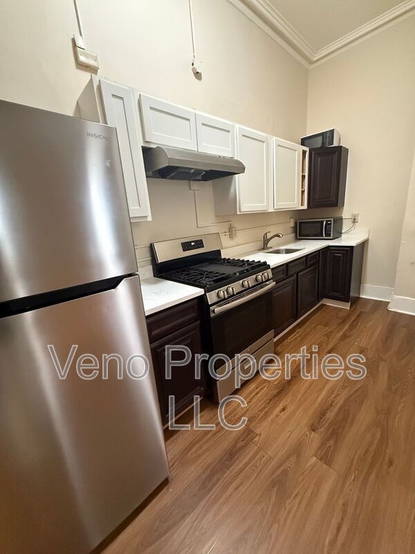 Photo - 98 Columbia St