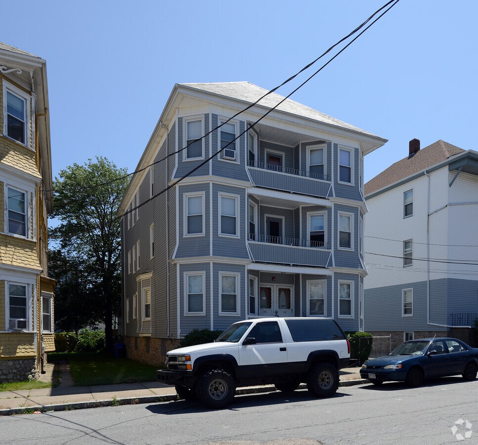 Photo - 130-132 Tinkham St