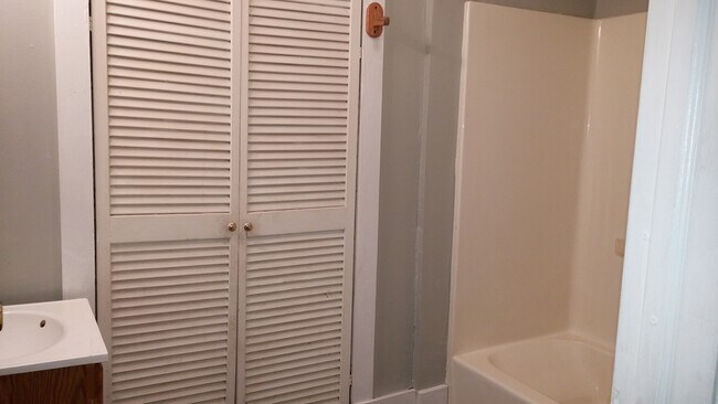 Photo - 501 S Main St Unidad 1