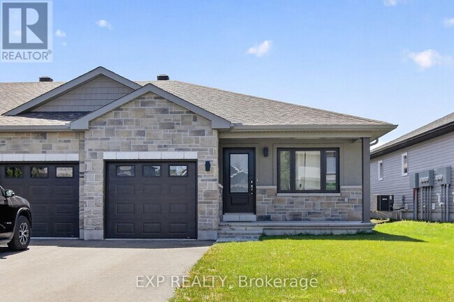 Photo - 98 Seabert Dr