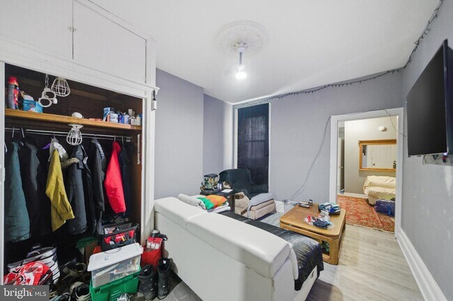 Photo - 809 Green St Unit 1